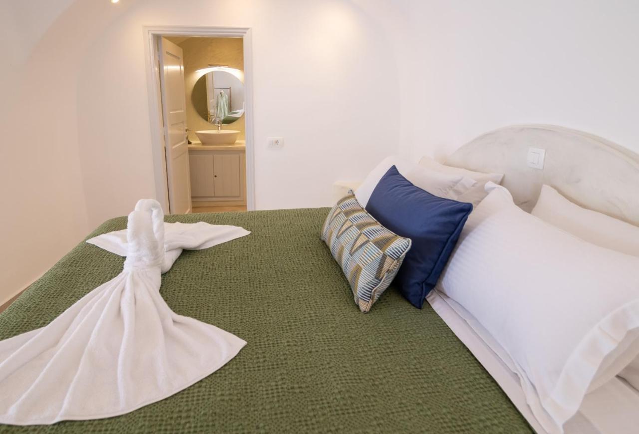 Sunborn Oia Suites Esterno foto
