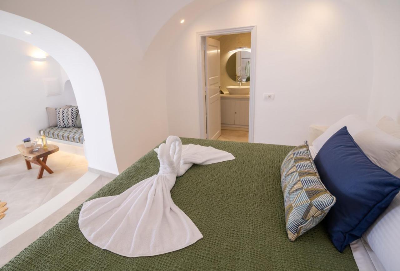 Sunborn Oia Suites Esterno foto