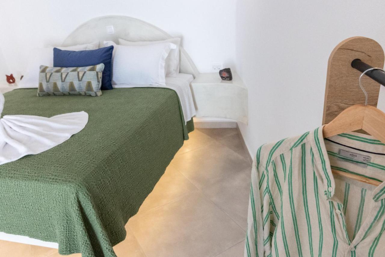 Sunborn Oia Suites Esterno foto