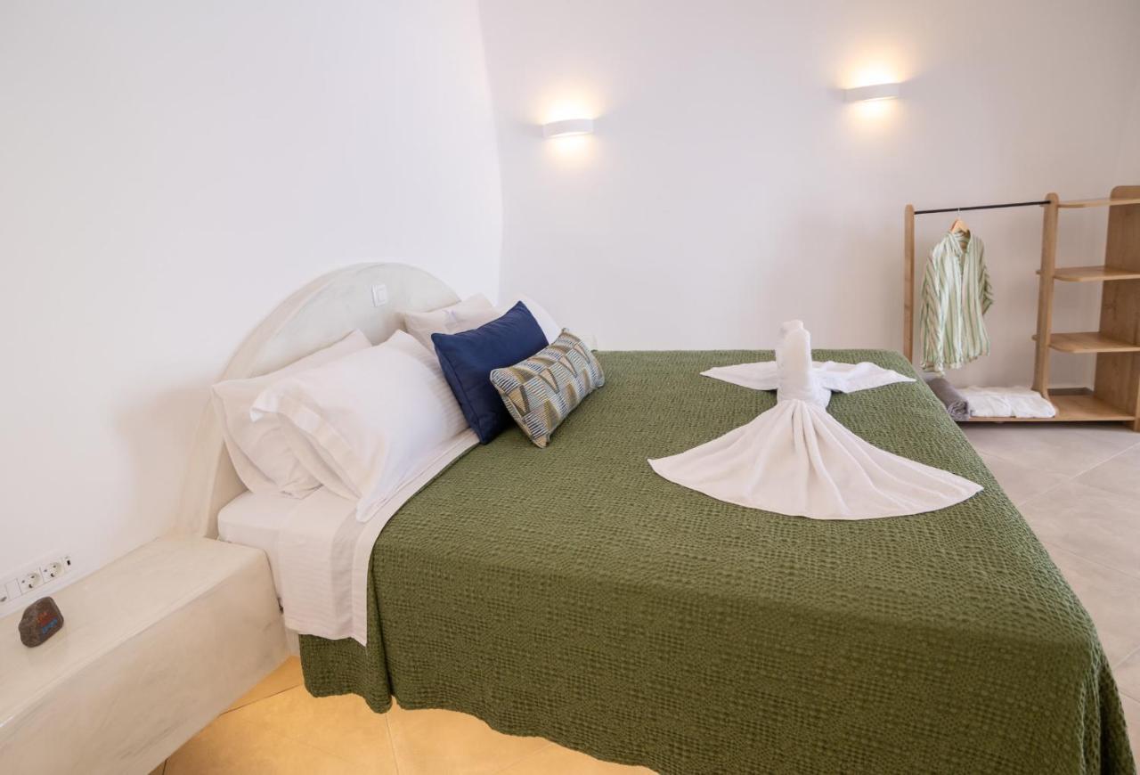 Sunborn Oia Suites Esterno foto