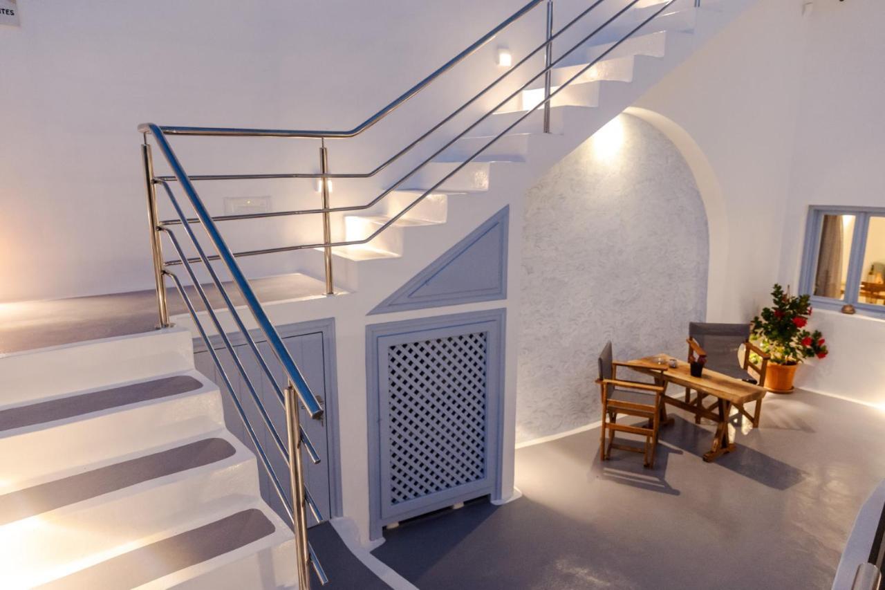 Sunborn Oia Suites Esterno foto