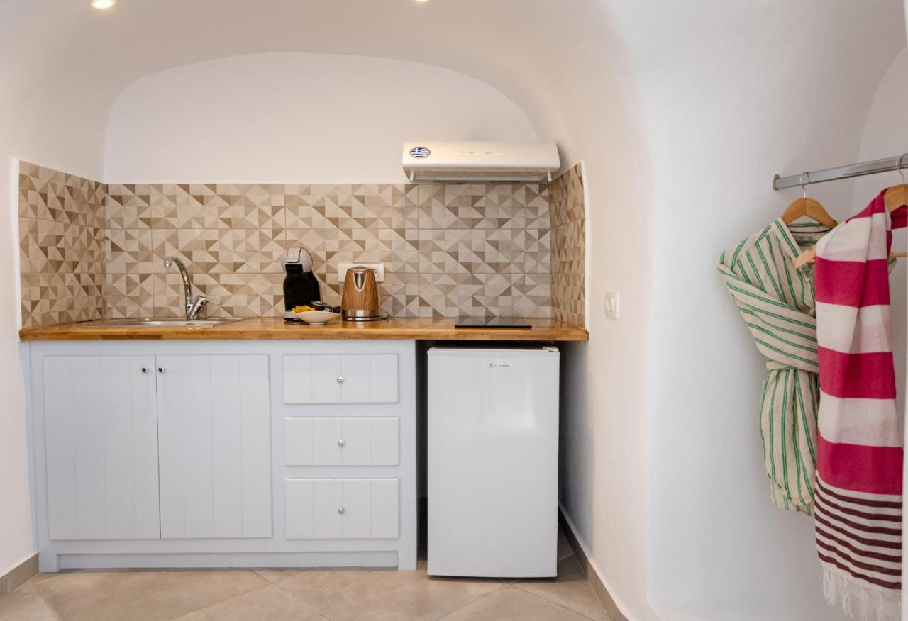 Sunborn Oia Suites Esterno foto