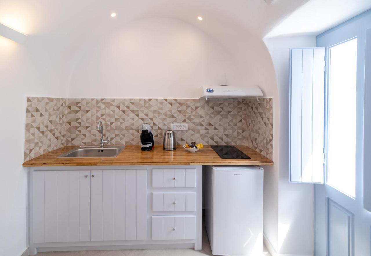 Sunborn Oia Suites Esterno foto