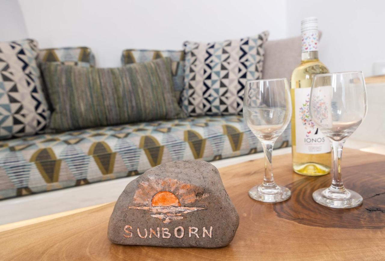 Sunborn Oia Suites Esterno foto