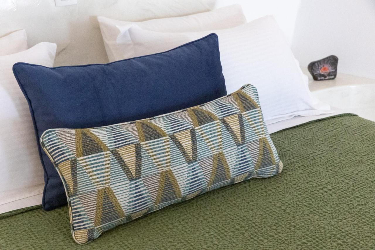 Sunborn Oia Suites Esterno foto