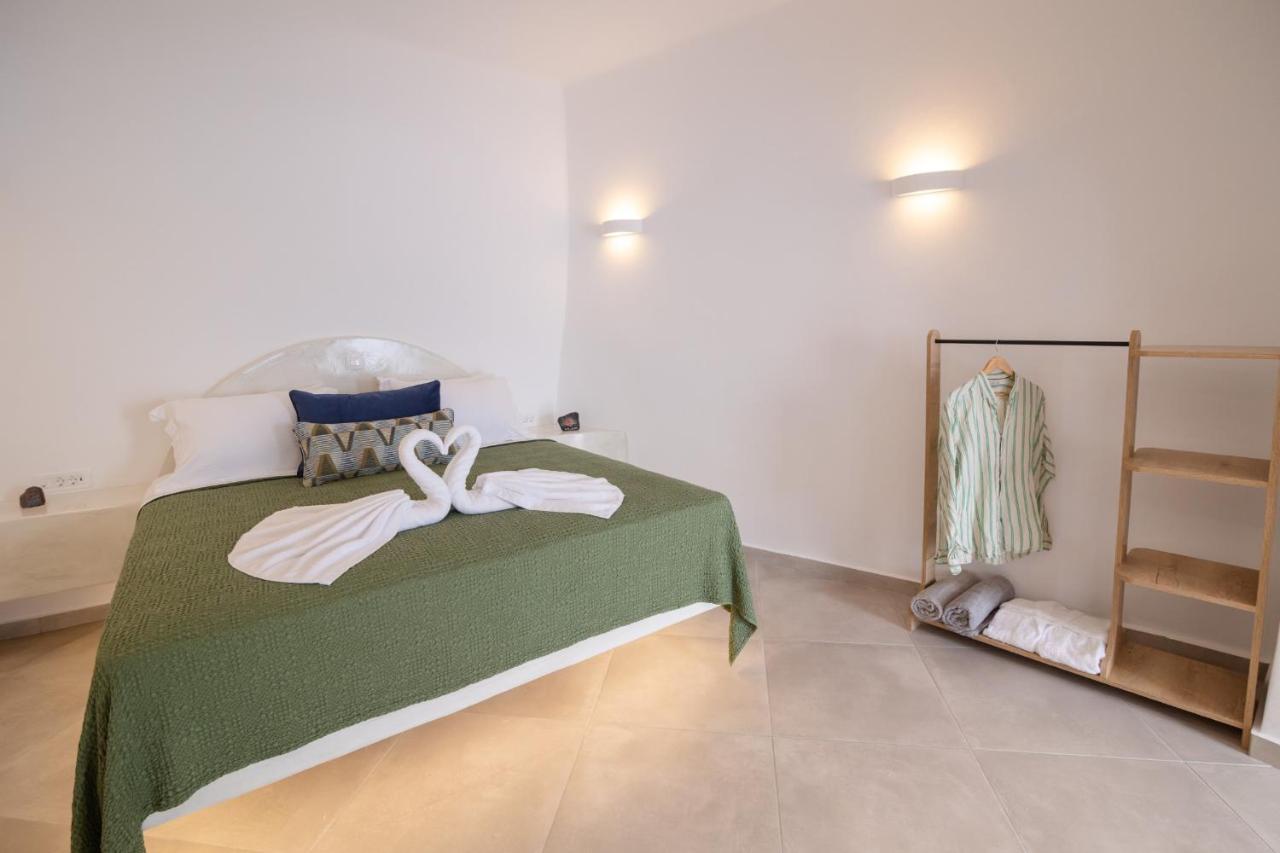 Sunborn Oia Suites Esterno foto