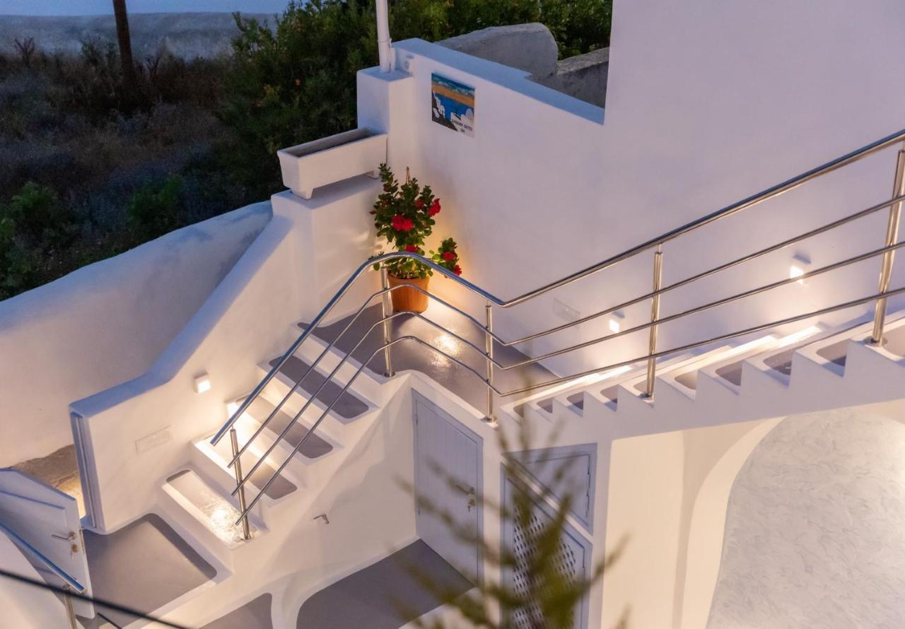 Sunborn Oia Suites Esterno foto